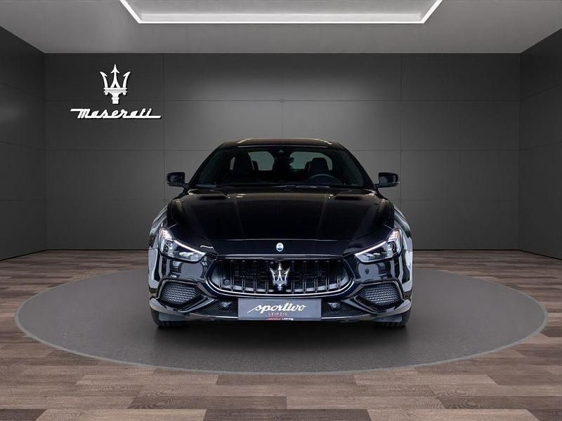 Gebraucht Maserati Ghibli 581 PS (427 kW) 2023 Nero ribelle Limousine