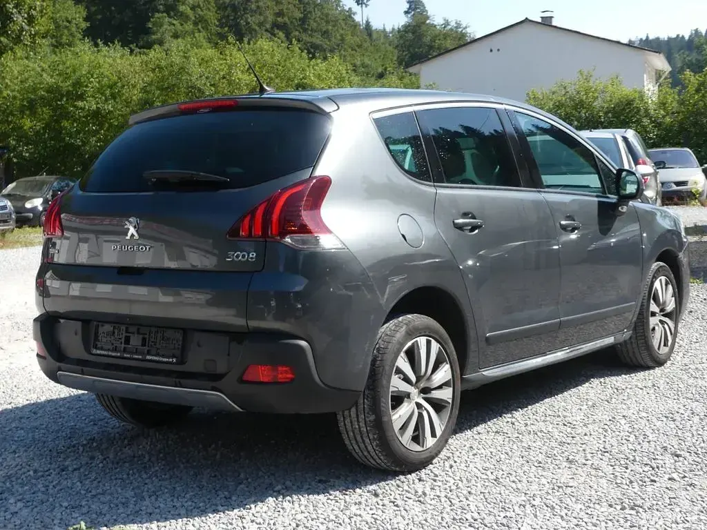 Gebraucht Peugeot 3008 Allure 150 PS (110 kW) 2016 SUV