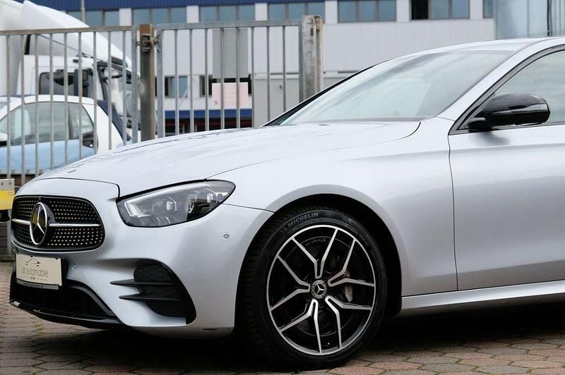 Gebraucht Mercedes E400 AMG 330 PS (242 kW) 2021 Silber Limousine