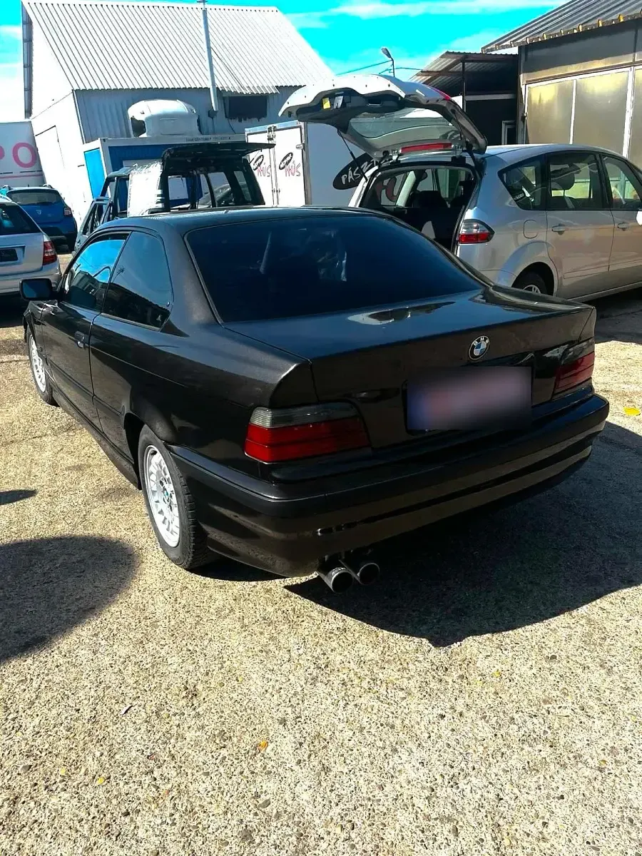 Gebraucht BMW 316 Performance 117 PS (86 kW) 1994 Braun Coupé