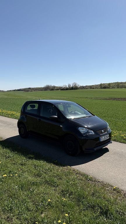 Usata Seat Mii Reference 60 CV (44 kW) 2013 Nero Utilitaria