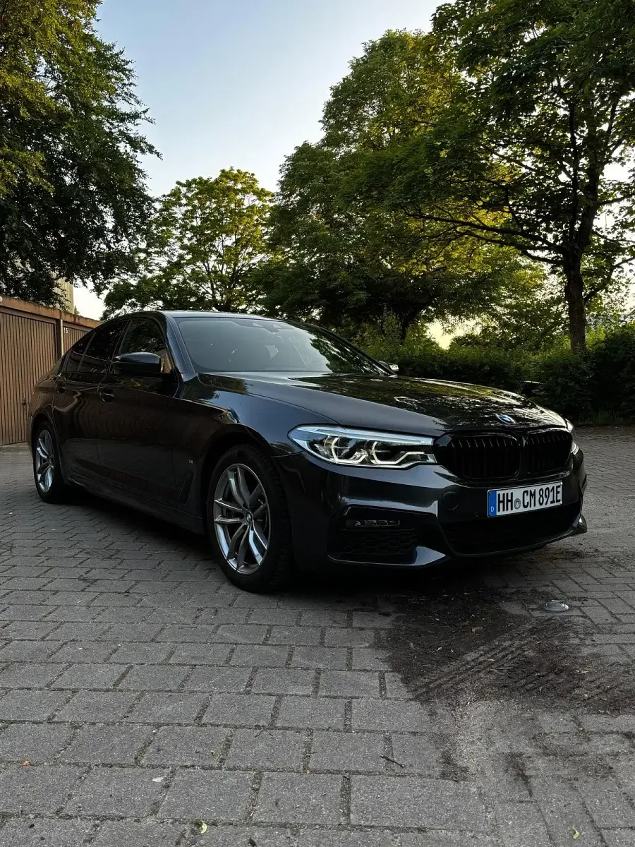Gebraucht BMW 530e iPerformance 252 PS (185 kW) 2019 Grau Limousine
