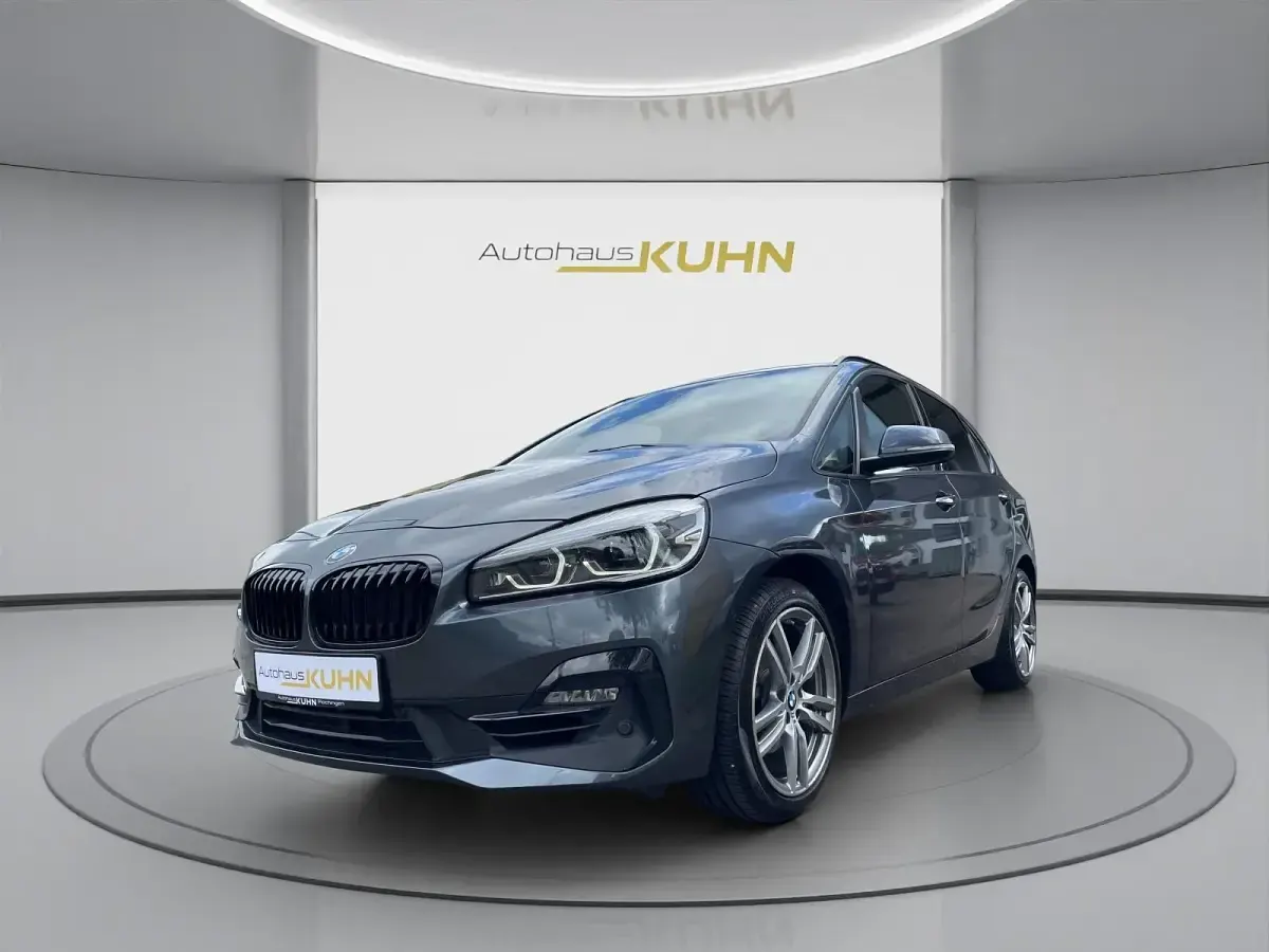 Używany BMW 218 Sport Line 140 KM (102 kW) 2019 Kombi