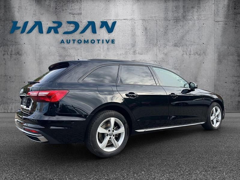 Gebraucht Audi A4 Advanced 163 PS (119 kW) 2020 Schwarz Kombi
