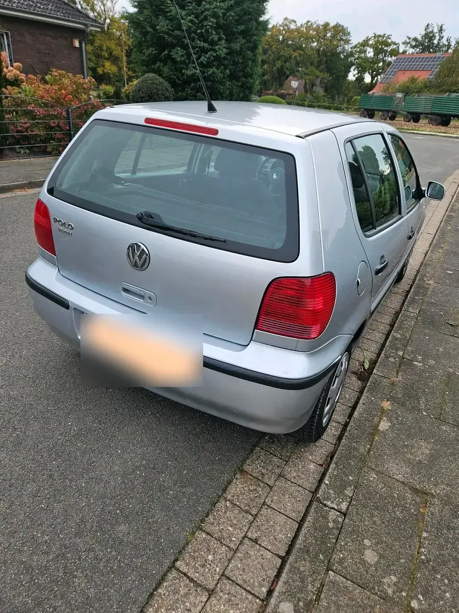 Gebraucht VW Polo 65 PS (47 kW) 2001 Grau Kleinwagen