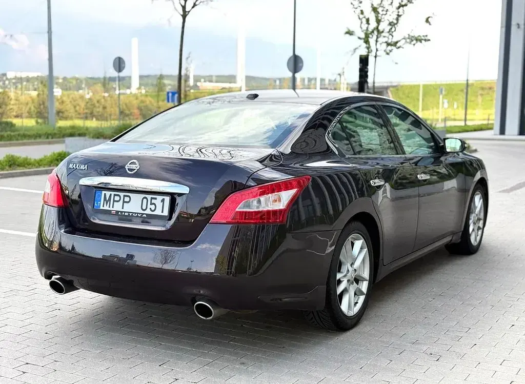 Gebraucht Nissan Maxima 294 PS (216 kW) 2011 Rot Limousine