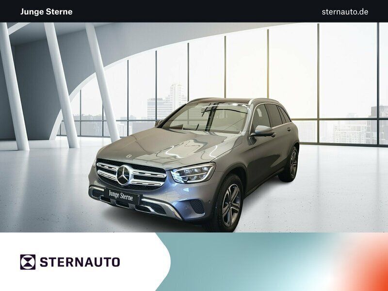 Grau Gebraucht 2021 Mercedes GLC300 SUV | 44.982 € (Fairer Preis) - Bild 1/4