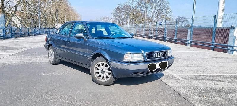 Gebraucht Audi 80 133 PS (97 kW) 1992 Grau Limousine