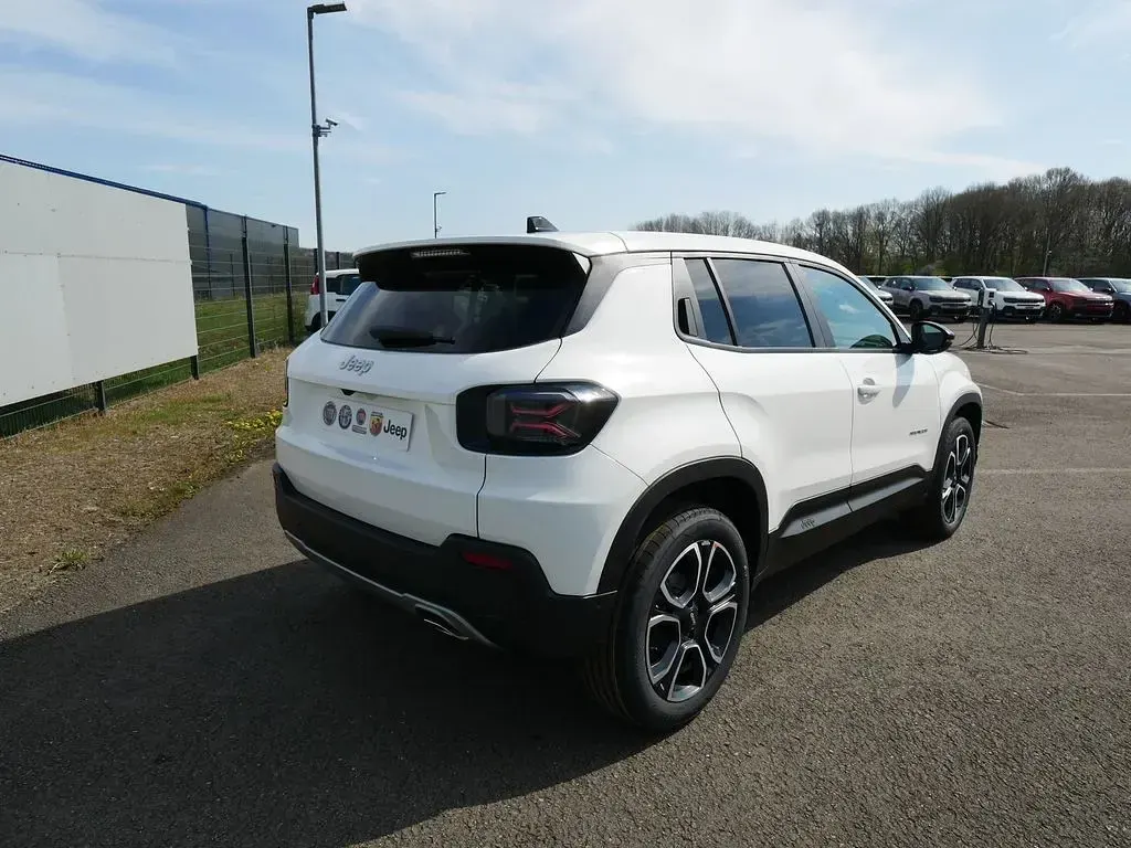 Neu Jeep Avenger Summit 110 PS (80 kW) 2026 Weiß SUV