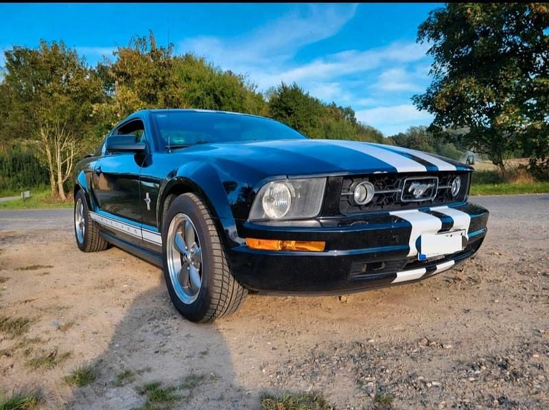 Gebraucht Ford Mustang Premium 205 PS (150 kW) 2006 Schwarz Coupé
