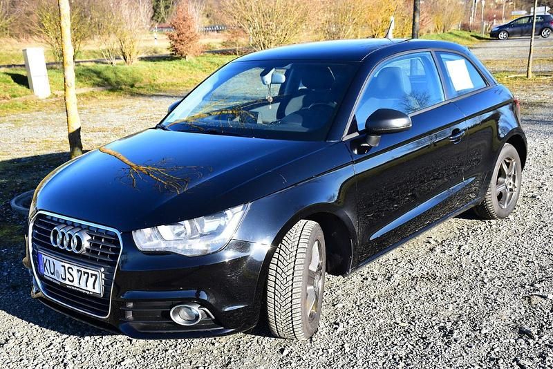Schwarz Gebraucht 2011 Audi A1 Kleinwagen | 8.900 € (Fairer Preis) - Bild 1/4