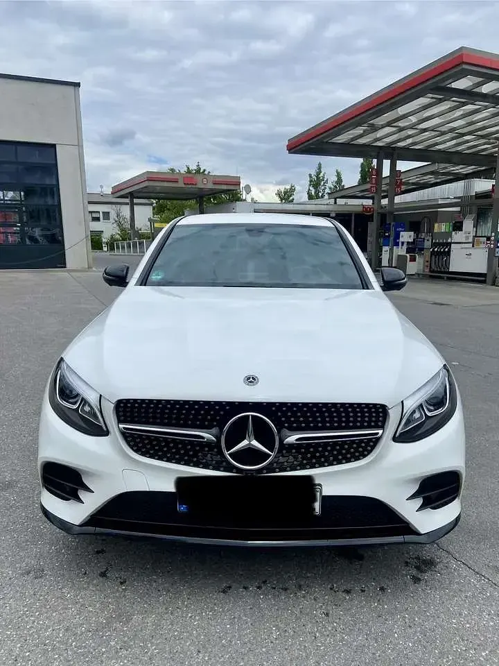 Gebraucht Mercedes GLC250 204 PS (150 kW) 2018 Weiß SUV