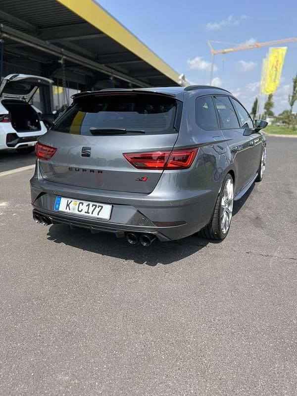 Gebraucht Seat Leon ST CUPRA 300 PS (220 kW) 2018 Grau Kombi