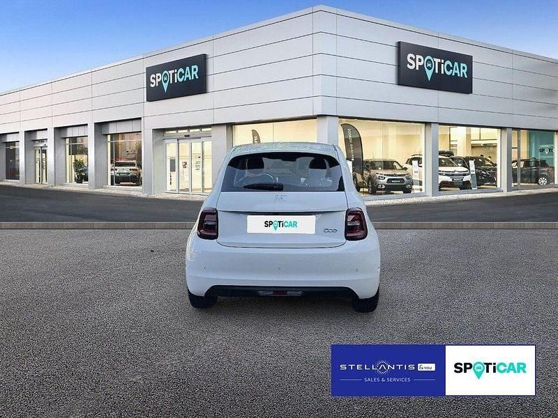 Gebraucht Fiat 500e 86 kW (118 PS) 2023 Weiß Kleinwagen
