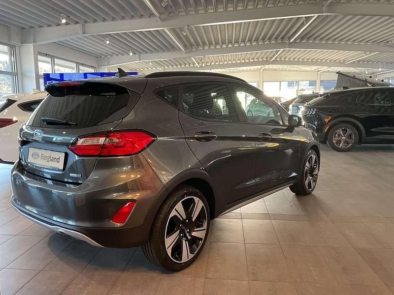 Gebraucht Ford Fiesta Active 125 PS (91 kW) 2023 Lackierung metallic "magnetic" grau Kleinwagen