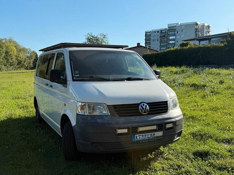 Weiß Gebraucht 2005 VW T5 Van | 6.950 € (Teuer) - Bild 1/4