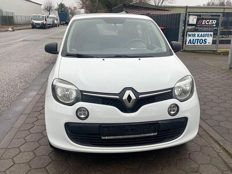 Gebraucht Renault Twingo Life 69 PS (50 kW) 2018 Weiß Kleinwagen