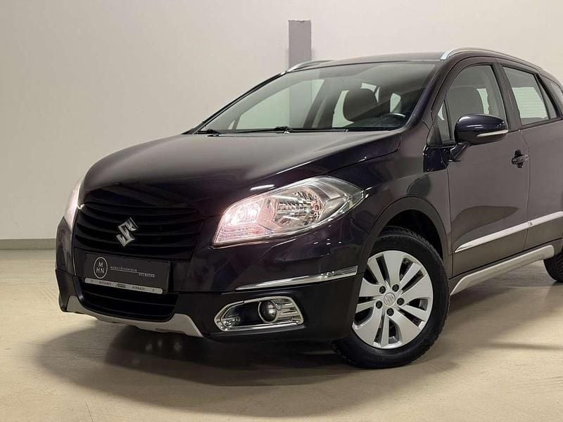 Gebraucht Suzuki SX4 S-Cross Club 120 PS (88 kW) 2013 Grau SUV