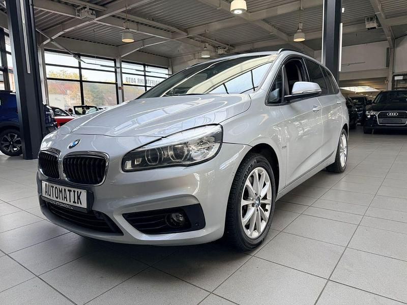 Silber Gebraucht 2017 BMW 220 Sport Line Kombi | 11.850 € (Teuer) - Bild 1/4