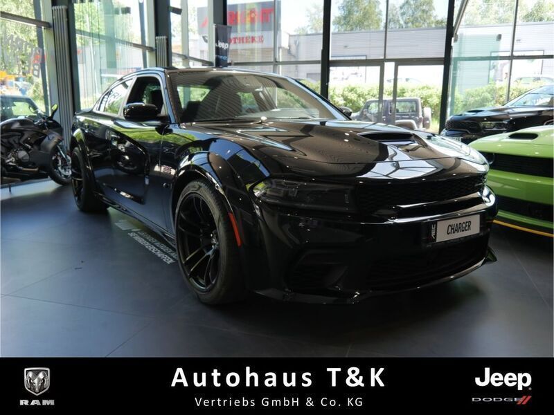 Schwarz Gebraucht 2023 Dodge Charger Limousine | 71.900 € - Bild 1/4