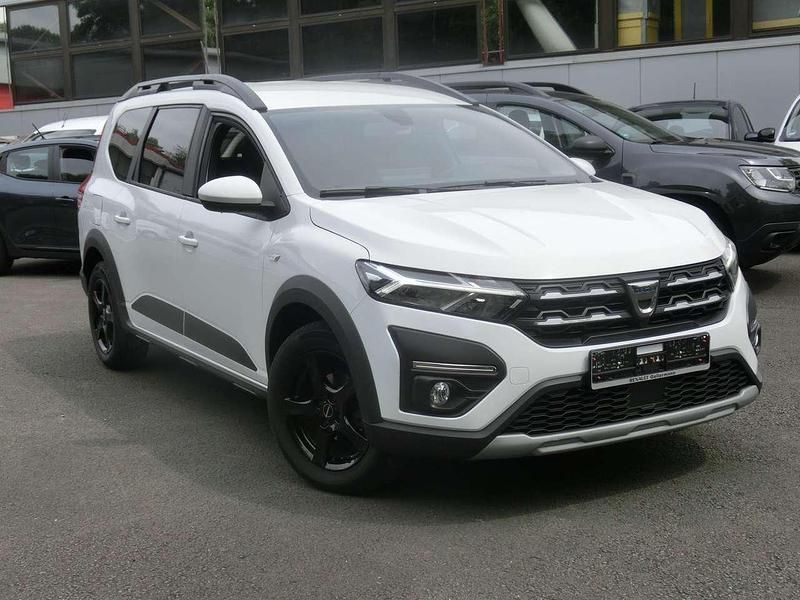 Arktis weiß uni Gebraucht 2022 Dacia Jogger Comfort Kombi | 14.495 € (Guter Preis) - Bild 1/4