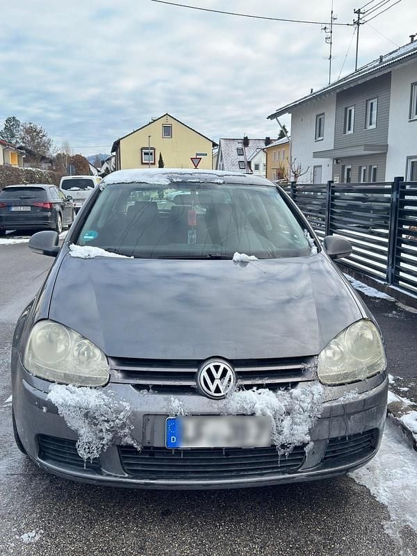 Gebraucht VW Golf V 101 PS (74 kW) 2005 Grau Kleinwagen