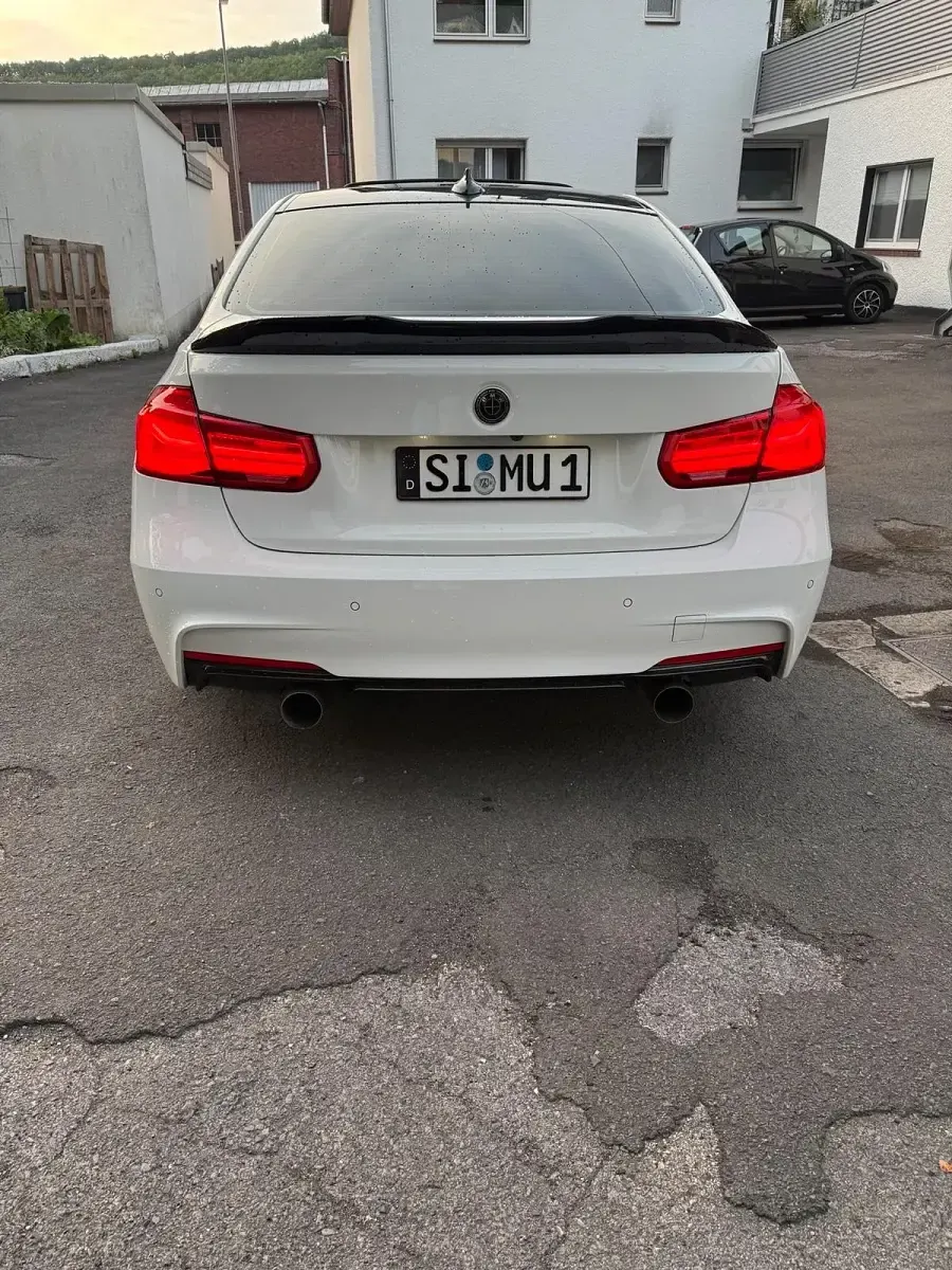 Gebraucht BMW 340 M Performance 326 PS (239 kW) 2017 Weiß Limousine