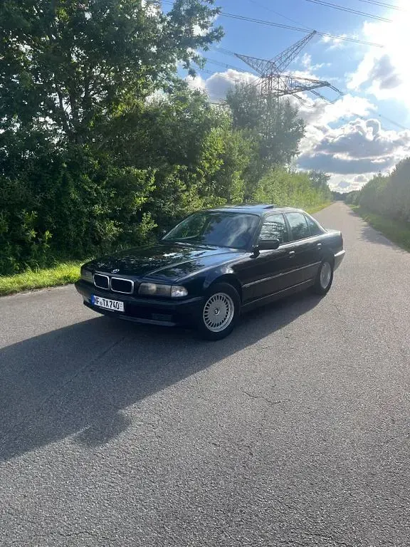 Occasion BMW 740 Shadowline 286 ch (210 kW) 1998 Noir Berline