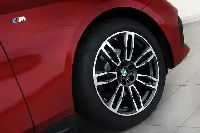 Gebraucht BMW 520 M Sport 2024 Rot Kombi