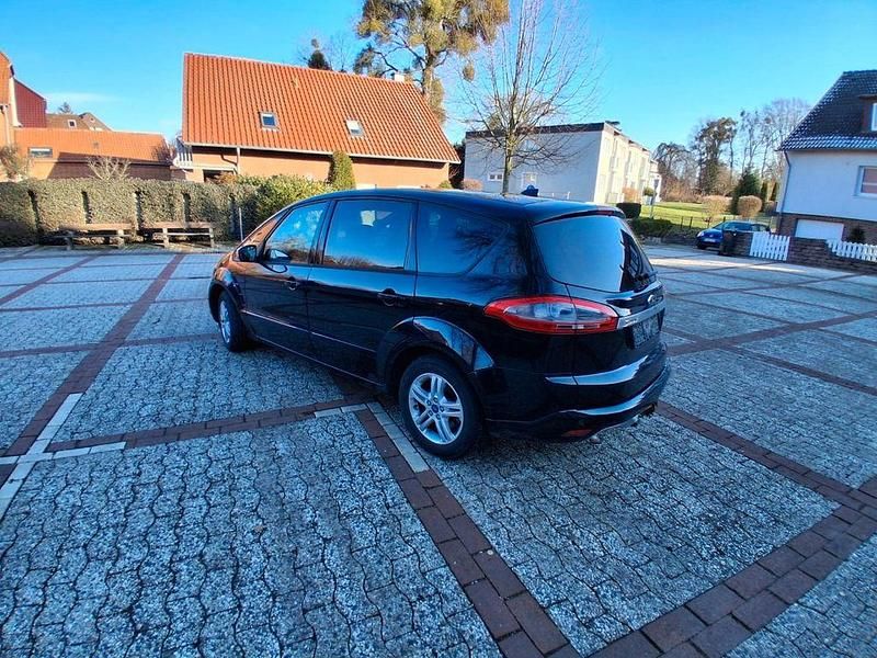 Gebraucht Ford S-MAX Titanium 145 PS (106 kW) 2012 Schwarz Van / Kleinbus
