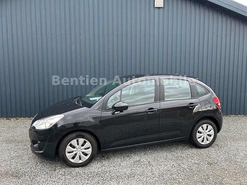 Schwarz Gebraucht 2010 Citroën C3 Tendance Limousine | 5.490 € (Etwas zu teuer) - Bild 1/4