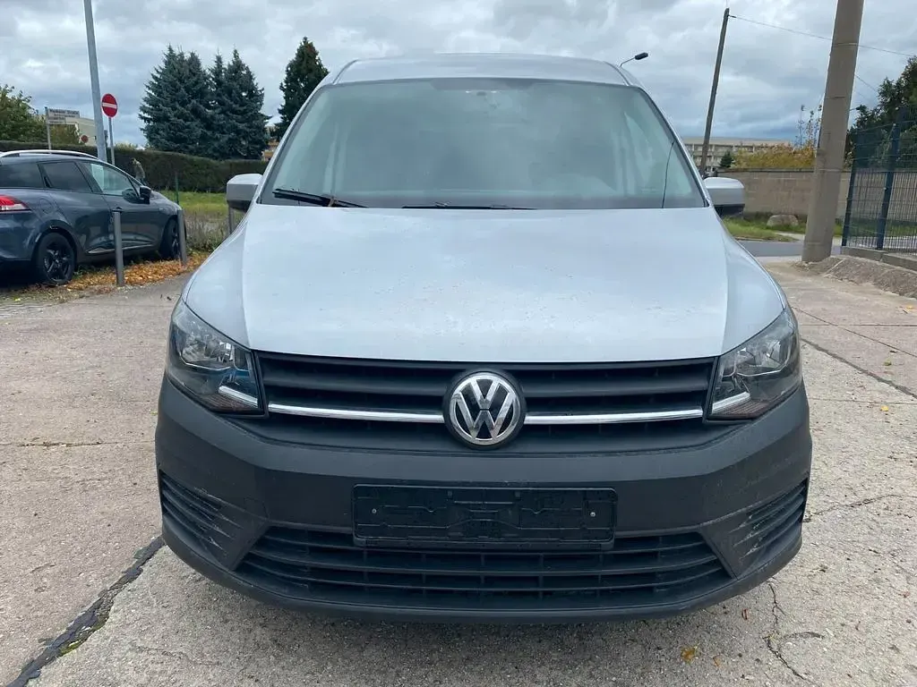 Gebraucht VW Caddy Maxi 102 PS (75 kW) 2016 Silber Van / Kleinbus