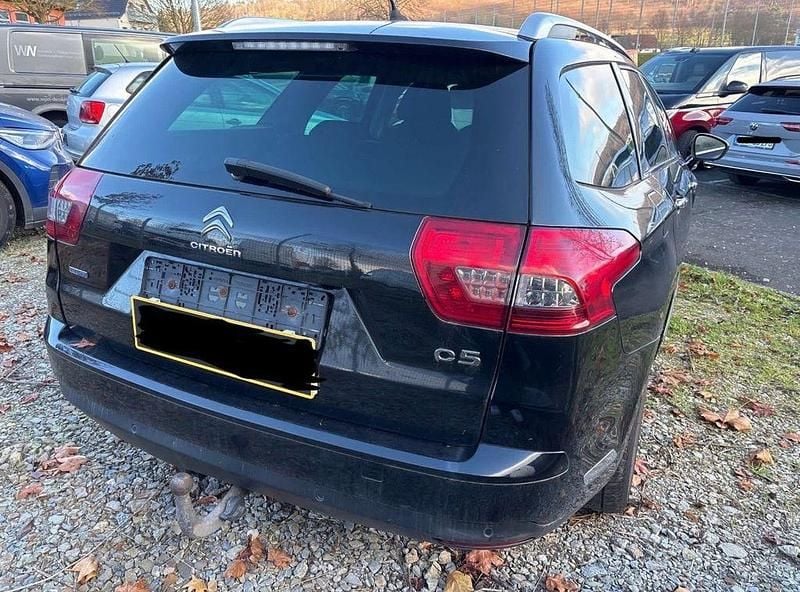 Gebraucht Citroën C5 SELECTION 150 PS (110 kW) 2016 Schwarz Kombi