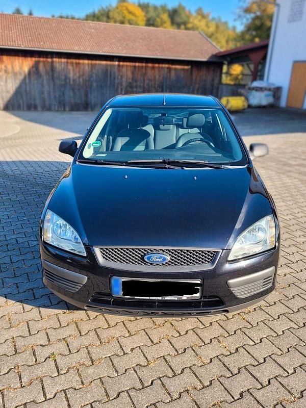 Gebraucht Ford Focus 116 PS (85 kW) 2005 Schwarz Limousine