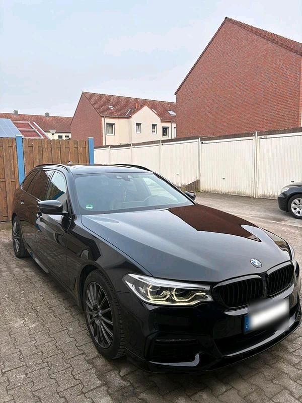 Gebraucht BMW 530 M Performance 265 PS (194 kW) 2017 Schwarz Kombi