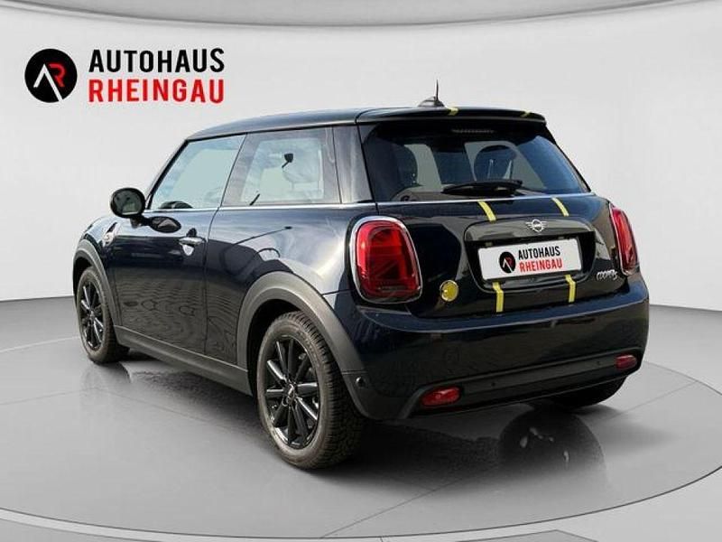 Second-hand Mini Cooper 135 kW (184 CP) 2020 Negru Hatchback