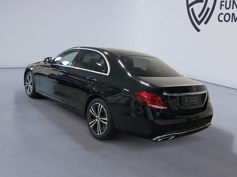 Gebraucht Mercedes E350 286 PS (210 kW) 2020 Schwarz Limousine