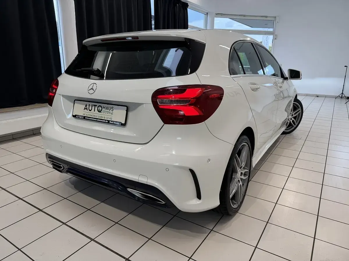 Gebraucht Mercedes A200 Sportline 156 PS (114 kW) 2016 Weiß Kleinwagen