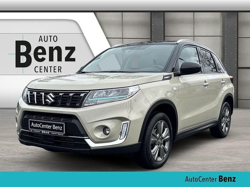 Gebraucht Suzuki Vitara 129 PS (94 kW) 2021 Sahara sand SUV