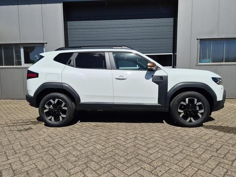 Neu Dacia Duster Extreme 140 PS (102 kW) 2025 Arktis weiß Van / Kleinbus