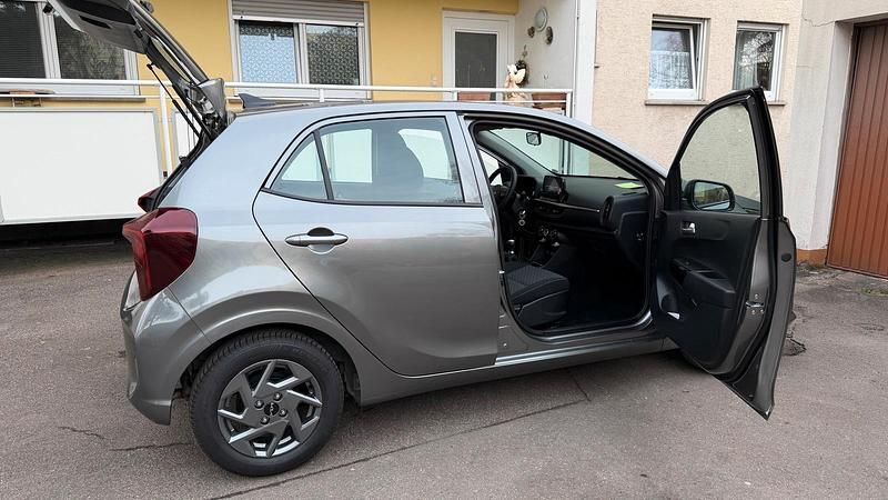 Gebraucht Kia Picanto 79 PS (58 kW) 2025 Grau Kleinwagen