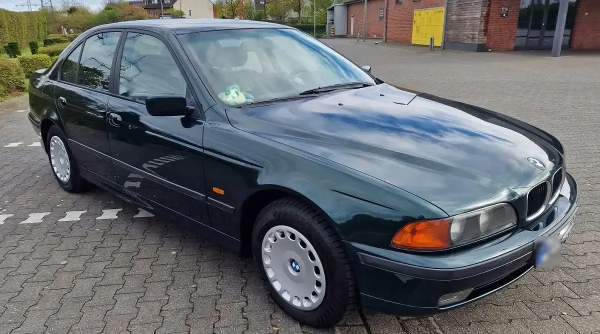 Gebraucht BMW 523 170 PS (125 kW) 1996 Grün Limousine