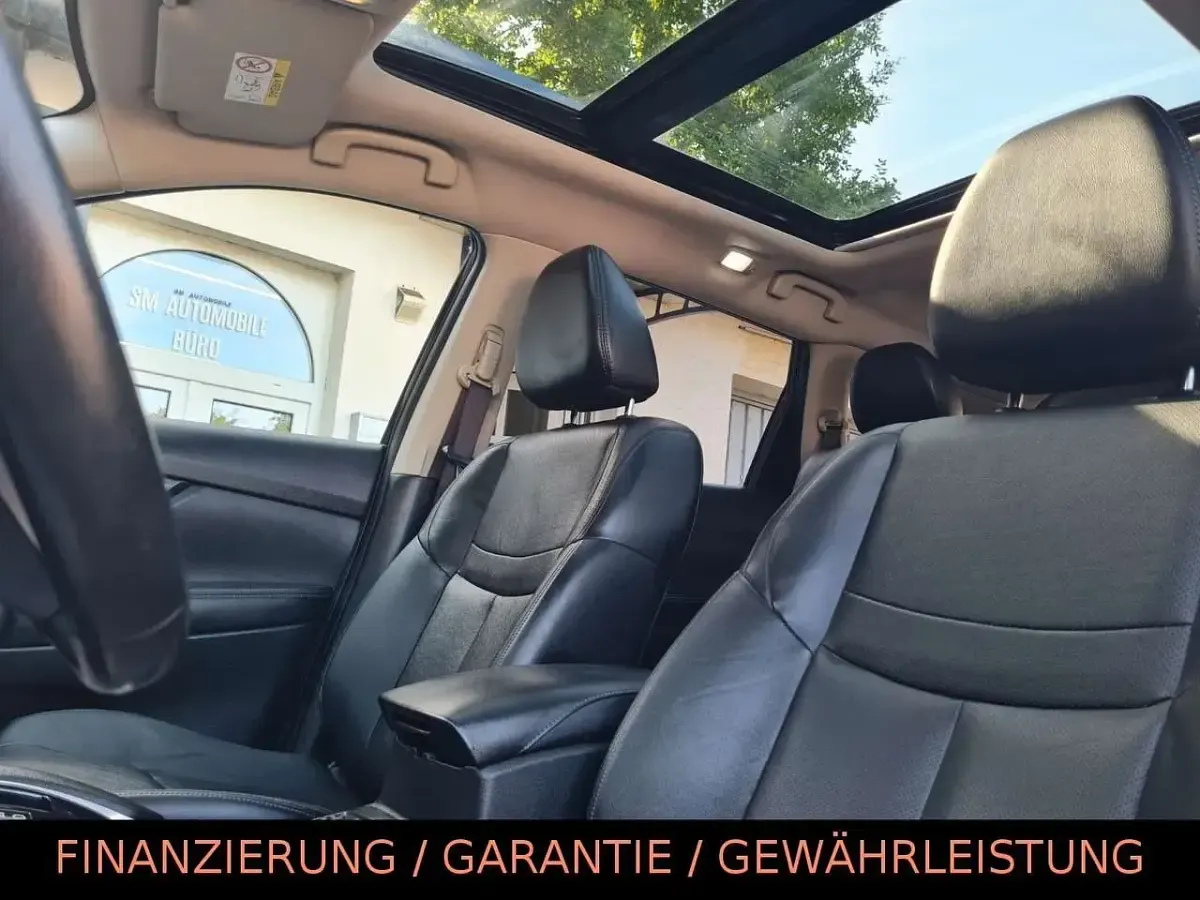 Gebraucht Nissan X-Trail Tekna 131 PS (96 kW) 2015 Schwarz SUV