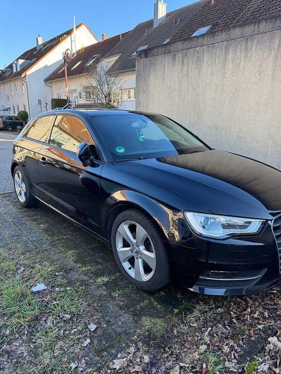 Gebraucht Audi A3 Ambiente 150 PS (110 kW) 2012 Schwarz Kleinwagen