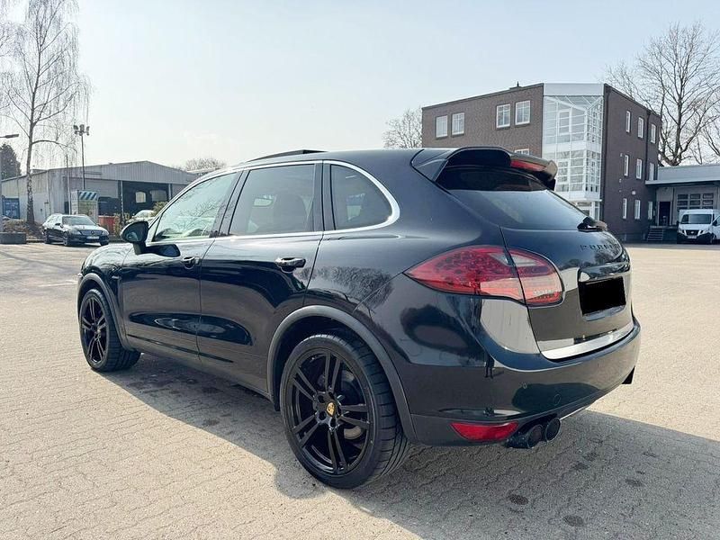 Gebraucht Porsche Cayenne 245 PS (180 kW) 2011 Schwarz SUV