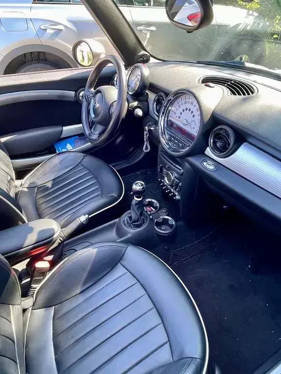 Gebraucht Mini Cooper S Cabriolet 184 PS (135 kW) 2011 Weiß Cabrio