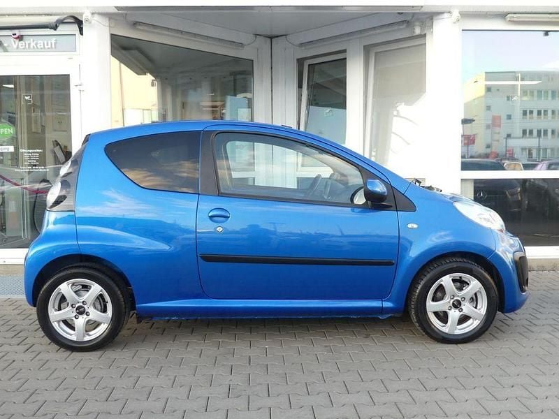 Gebraucht Citroën C1 Tendance 68 PS (50 kW) 2012 Blau Kleinwagen