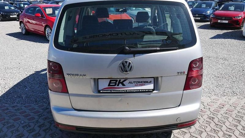 Gebraucht VW Touran 140 PS (102 kW) 2007 Reflexsilber metallic Van / Kleinbus