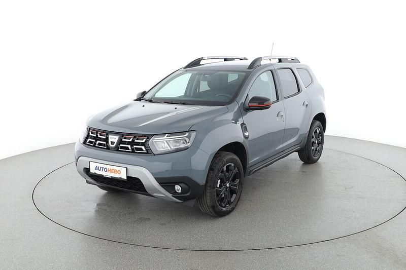 Grau Gebraucht 2022 Dacia Duster Extreme SUV | 20.330 € (Fairer Preis) - Bild 1/3