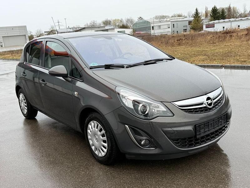 Gebraucht Opel Corsa Innovation 95 PS (69 kW) 2013 Grau Kleinwagen